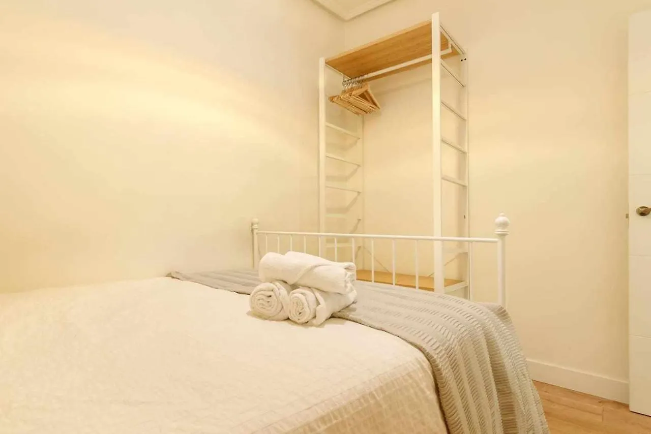 Vivienda Turistica Estilosa En La Zona Vieja Bilbao Apartment
