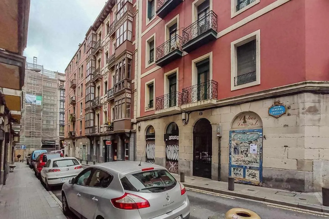 Vivienda Turistica Estilosa En La Zona Vieja Bilbao